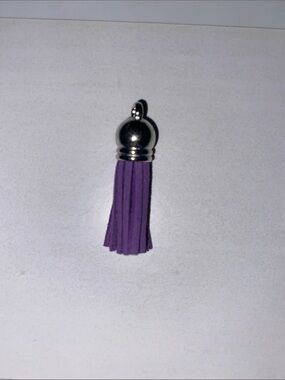 🌈20/$12🌈  Medium Purple Tassel